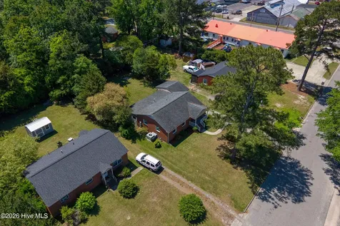 207 Centre Street Tarboro NC 27886