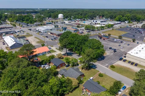 207 Centre Street Tarboro NC 27886