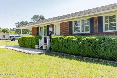 93 Gibson Dairy Road Elizabethtown NC 28337