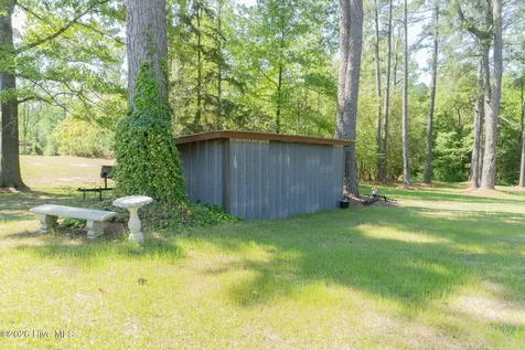93 Gibson Dairy Road Elizabethtown NC 28337