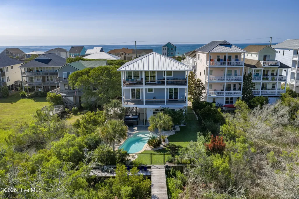 1207 S Topsail Drive Surf City NC 28445