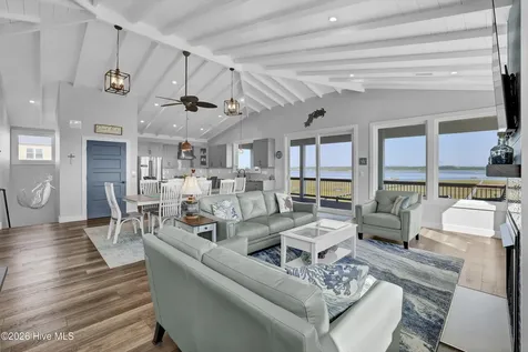 1207 S Topsail Drive Surf City NC 28445