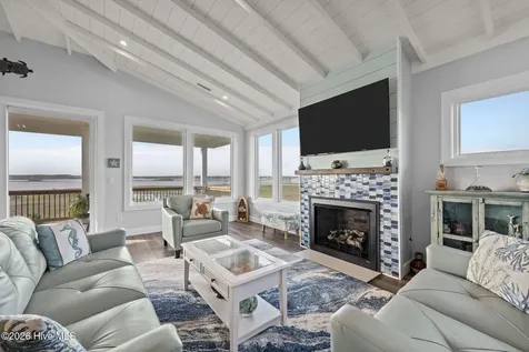 1207 S Topsail Drive Surf City NC 28445