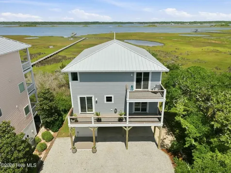 1207 S Topsail Drive Surf City NC 28445