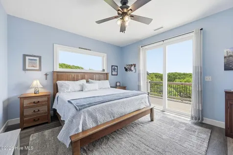 1207 S Topsail Drive Surf City NC 28445