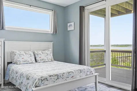 1207 S Topsail Drive Surf City NC 28445