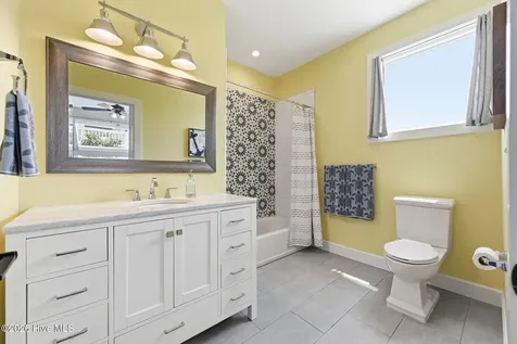 1207 S Topsail Drive Surf City NC 28445