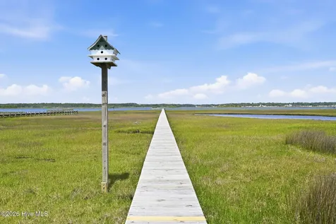 1207 S Topsail Drive Surf City NC 28445