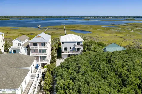 1207 S Topsail Drive Surf City NC 28445