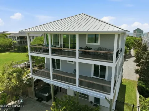 1207 S Topsail Drive Surf City NC 28445