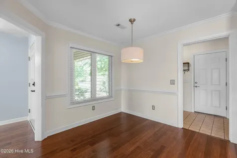 1936 Prestwick Lane Wilmington NC 28405