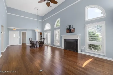 1936 Prestwick Lane Wilmington NC 28405