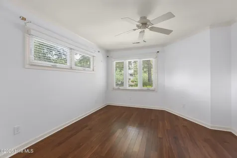 1936 Prestwick Lane Wilmington NC 28405