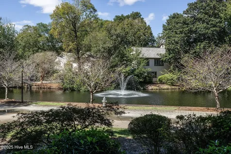 1936 Prestwick Lane Wilmington NC 28405