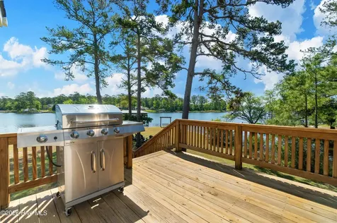 247 Jane Lane Oriental NC 28571