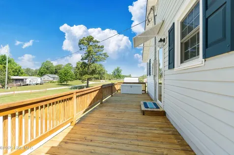 247 Jane Lane Oriental NC 28571
