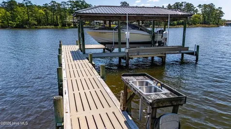 247 Jane Lane Oriental NC 28571