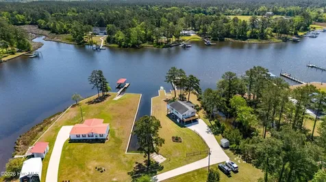247 Jane Lane Oriental NC 28571
