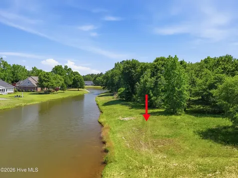 136 Sugar Maple Court Wallace NC 28466