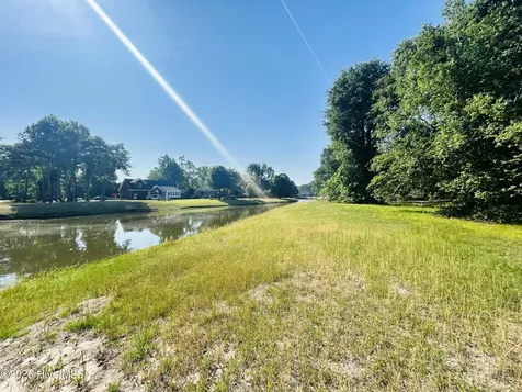 136 Sugar Maple Court Wallace NC 28466