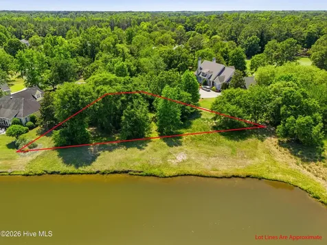 136 Sugar Maple Court Wallace NC 28466