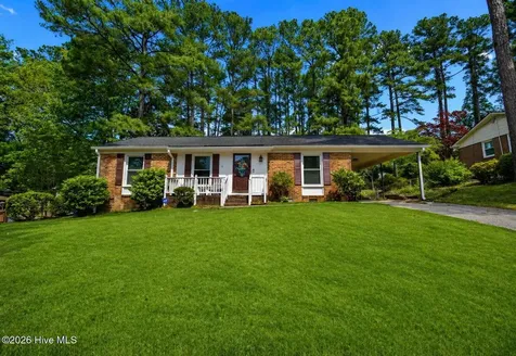 705 Rockwood Drive Fayetteville NC 28311