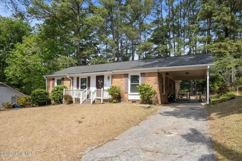705 Rockwood Drive Fayetteville NC 28311