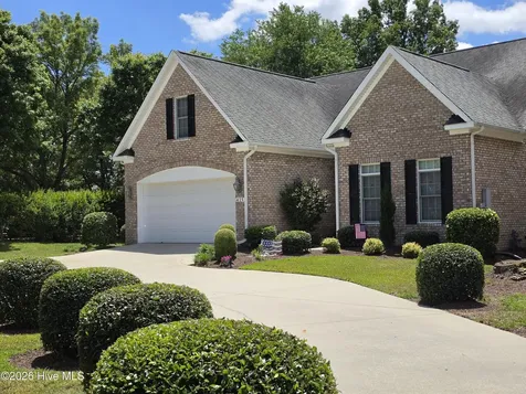 415 Honeysuckle Court Greenville NC 27834