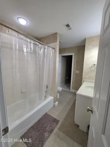 415 Honeysuckle Court Greenville NC 27834