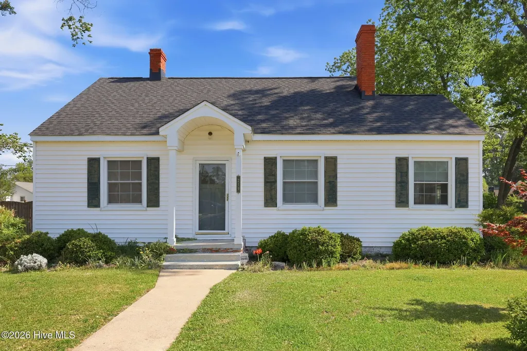 219 Blount Street Winterville NC 28590