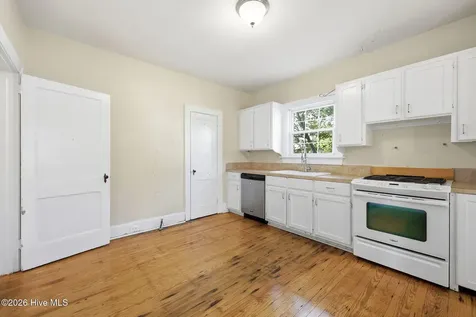 219 Blount Street Winterville NC 28590