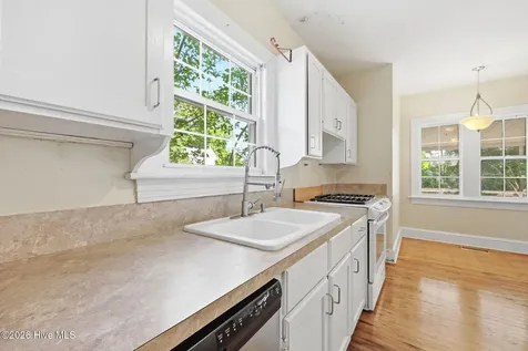 219 Blount Street Winterville NC 28590