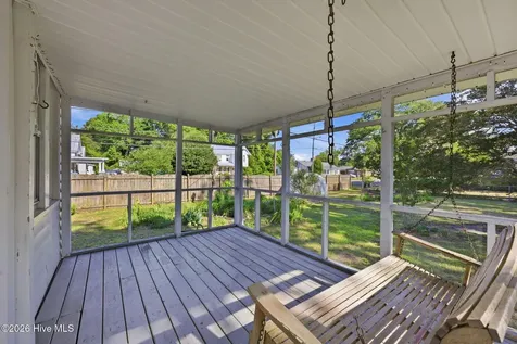 219 Blount Street Winterville NC 28590