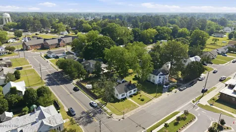 219 Blount Street Winterville NC 28590