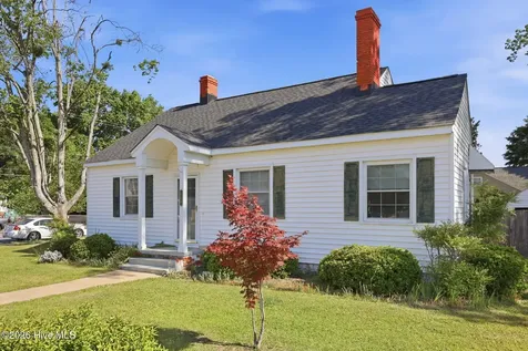 219 Blount Street Winterville NC 28590