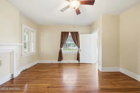 219 Blount Street Winterville NC 28590