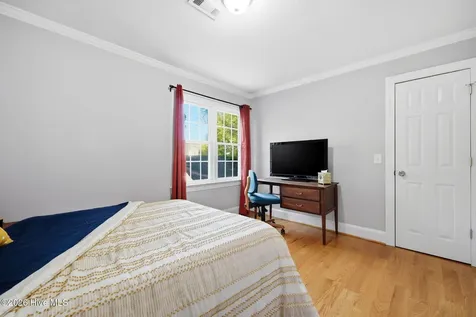 405 Cedarhurst Road Greenville NC 27834