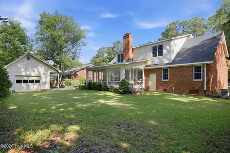 405 Cedarhurst Road Greenville NC 27834