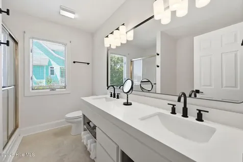 9707 Green Glen Road Emerald Isle NC 28594