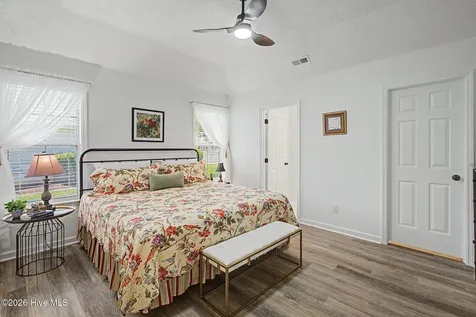 430 Hampton Street NW Calabash NC 28467