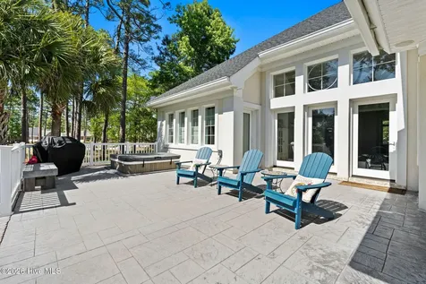 585 Westchester Place SW Ocean Isle Beach NC 28469