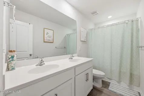 421 Frida Road New Bern NC 28560