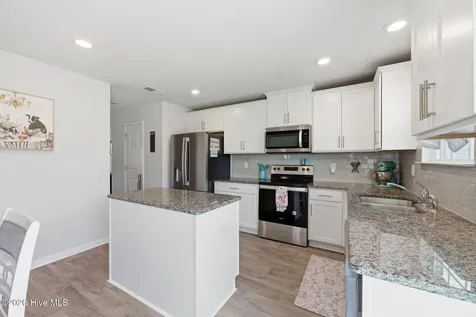 421 Frida Road New Bern NC 28560