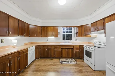 631 Selwin Road Belvidere NC 27919
