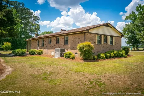 4824 Four Way Road Hookerton NC 28538