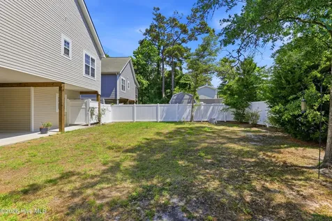 332 NE 52nd Street Oak Island NC 28465