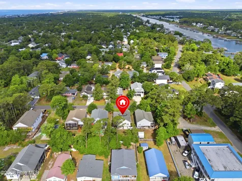 332 NE 52nd Street Oak Island NC 28465