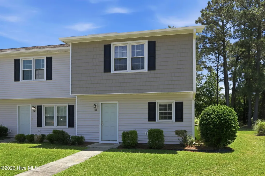 1 Portwest Townhouses Court Swansboro NC 28584