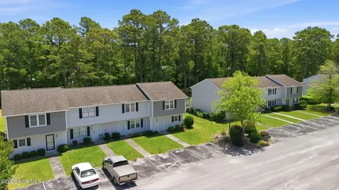 1 Portwest Townhouses Court Swansboro NC 28584