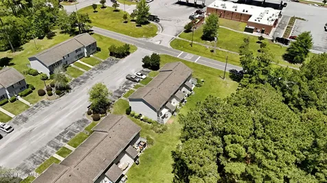 1 Portwest Townhouses Court Swansboro NC 28584